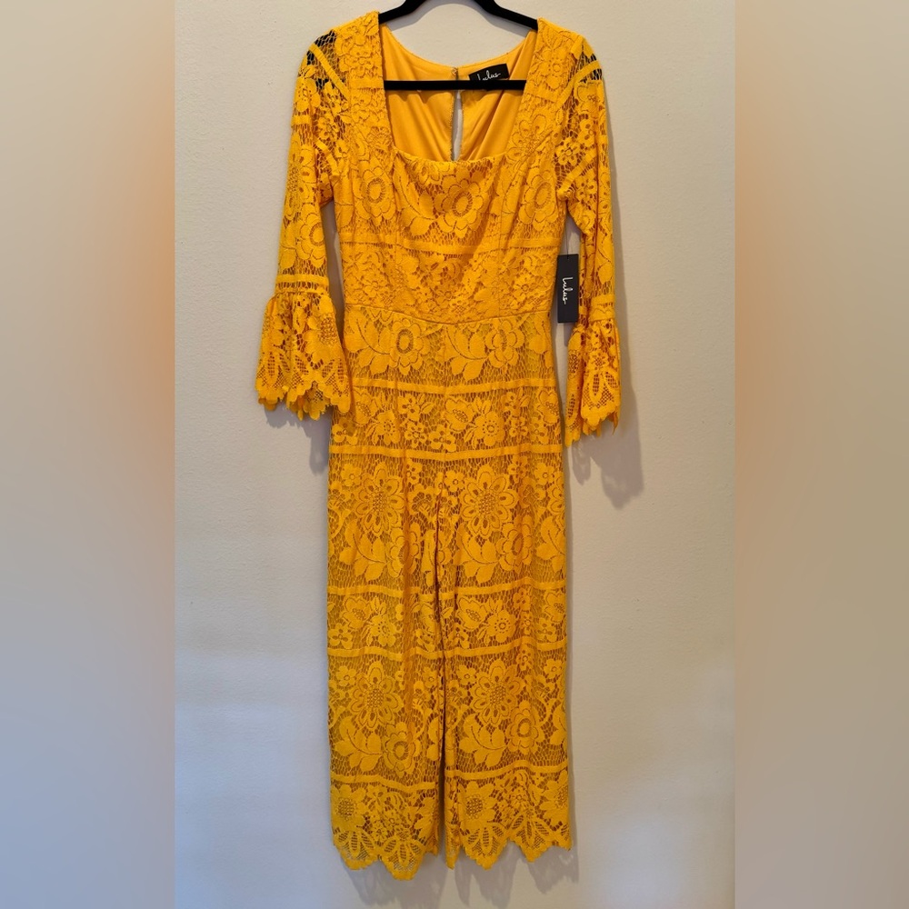 LULUS NWT Yellow Lined Lace Square Neck Straight Leg Jumpsuit Bell Sleeves Sz S